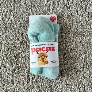 Pacas Women Light Blue Alpaca Crew Socks Size S/M NWT